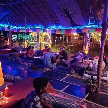 亨比 Island Vibes酒店 外观 照片